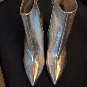 MARC FISHER  METALLIC  SILVER ANKLE BOOTIE  NWOT NWOB